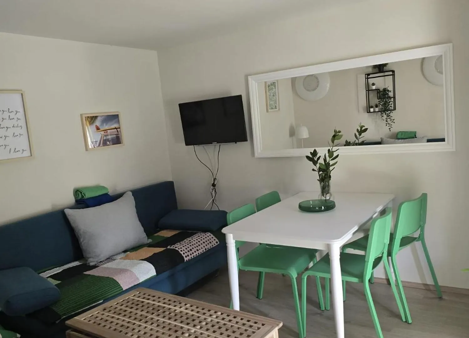 Appartement Paloma Bianca - Ensuite Bedroom, Lounge With Sofas, Balcony, Terrace & Jacuzzi - Near Beach Vir Croatie