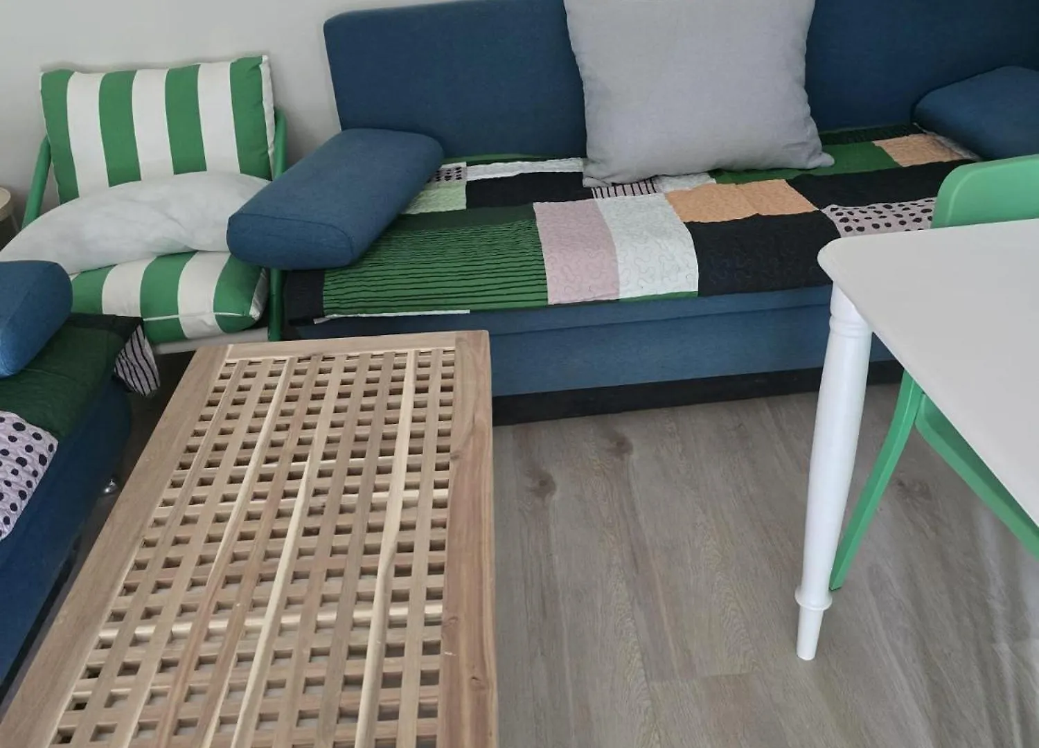 Paloma Bianca - Ensuite Bedroom, Lounge With Sofas, Balcony, Terrace & Jacuzzi - Near Beach Vir Appartement